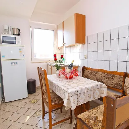 Fuer 4 Personen Ca 42 Qm In Fazana-surida, Istrien Istrische Riviera Apartman Valbandon